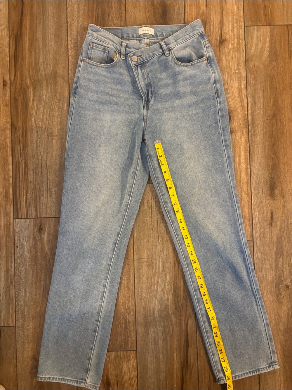 PacSun Women's Light Wash Distressed "Dad Jean" Denim - Size 27